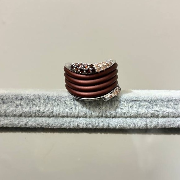 BRAND NEW - Belle Etoile ring - Picture 6 of 8